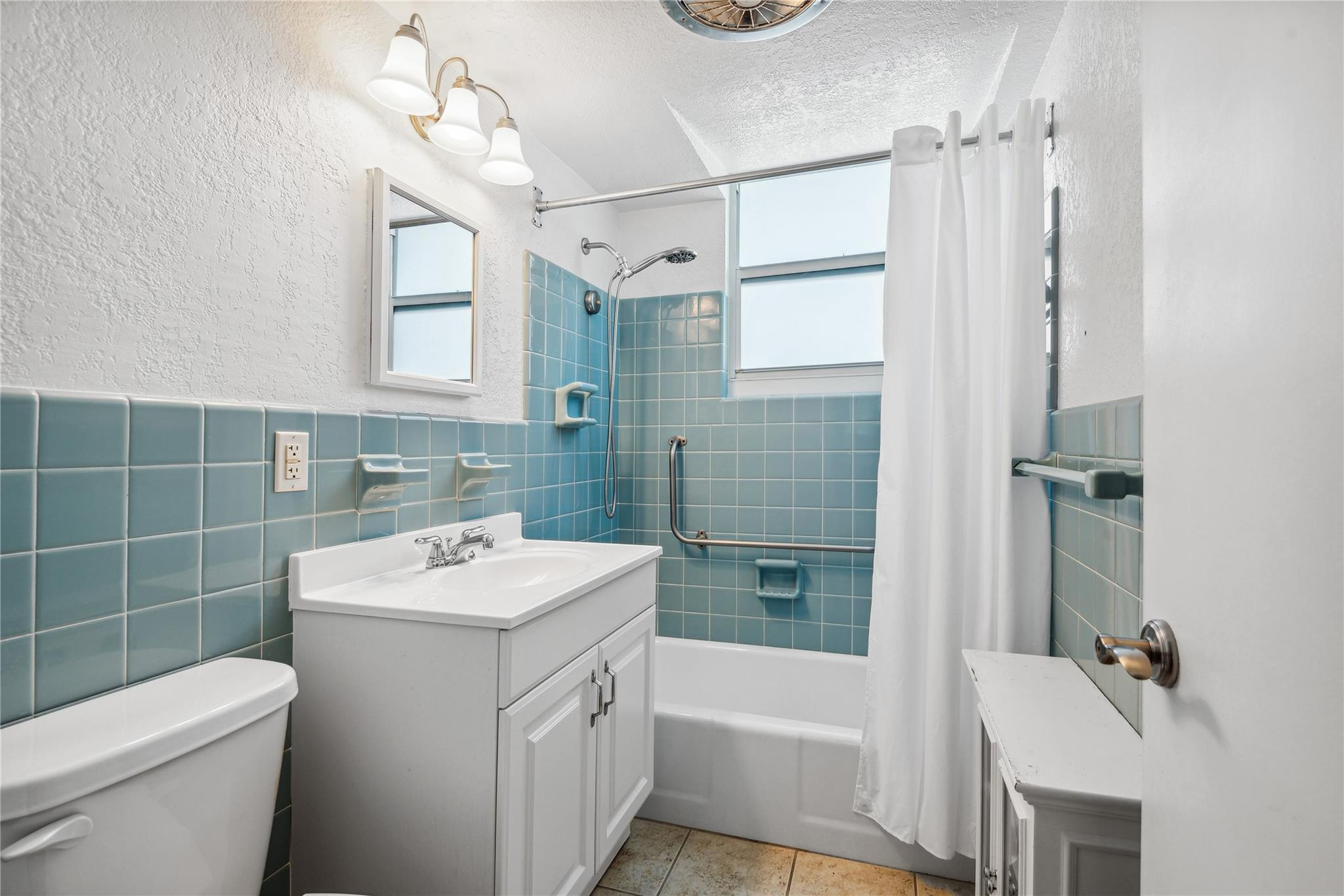 1900 S Ocean Drive 604 Property Photo 11