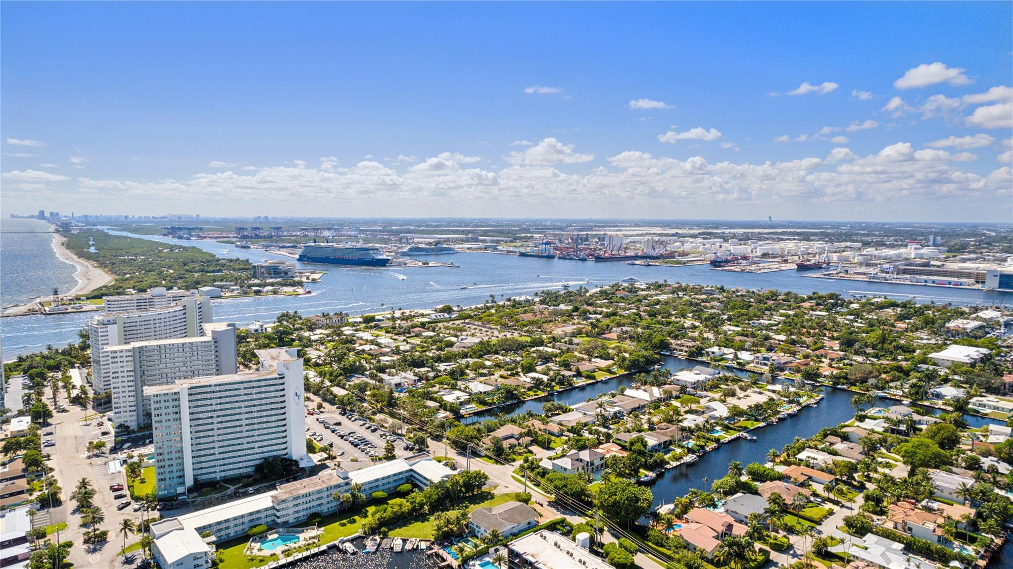 1900 S Ocean Drive 604 Property Photo 31
