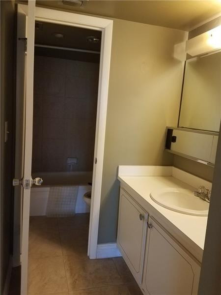 1400 Saint Charles Place 211 Property Photo 15