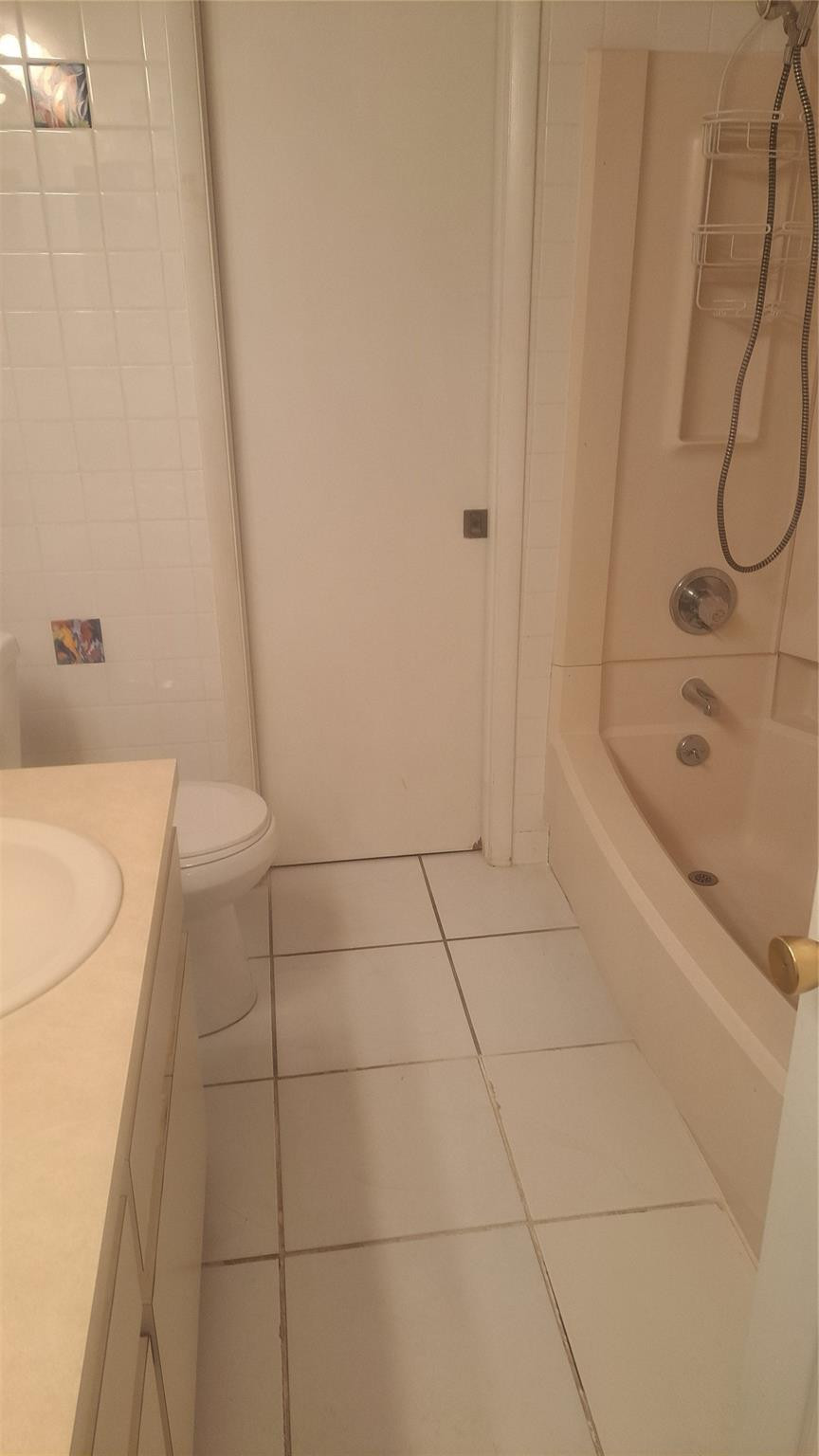 2851 E Golf Boulevard 208 Property Photo 11