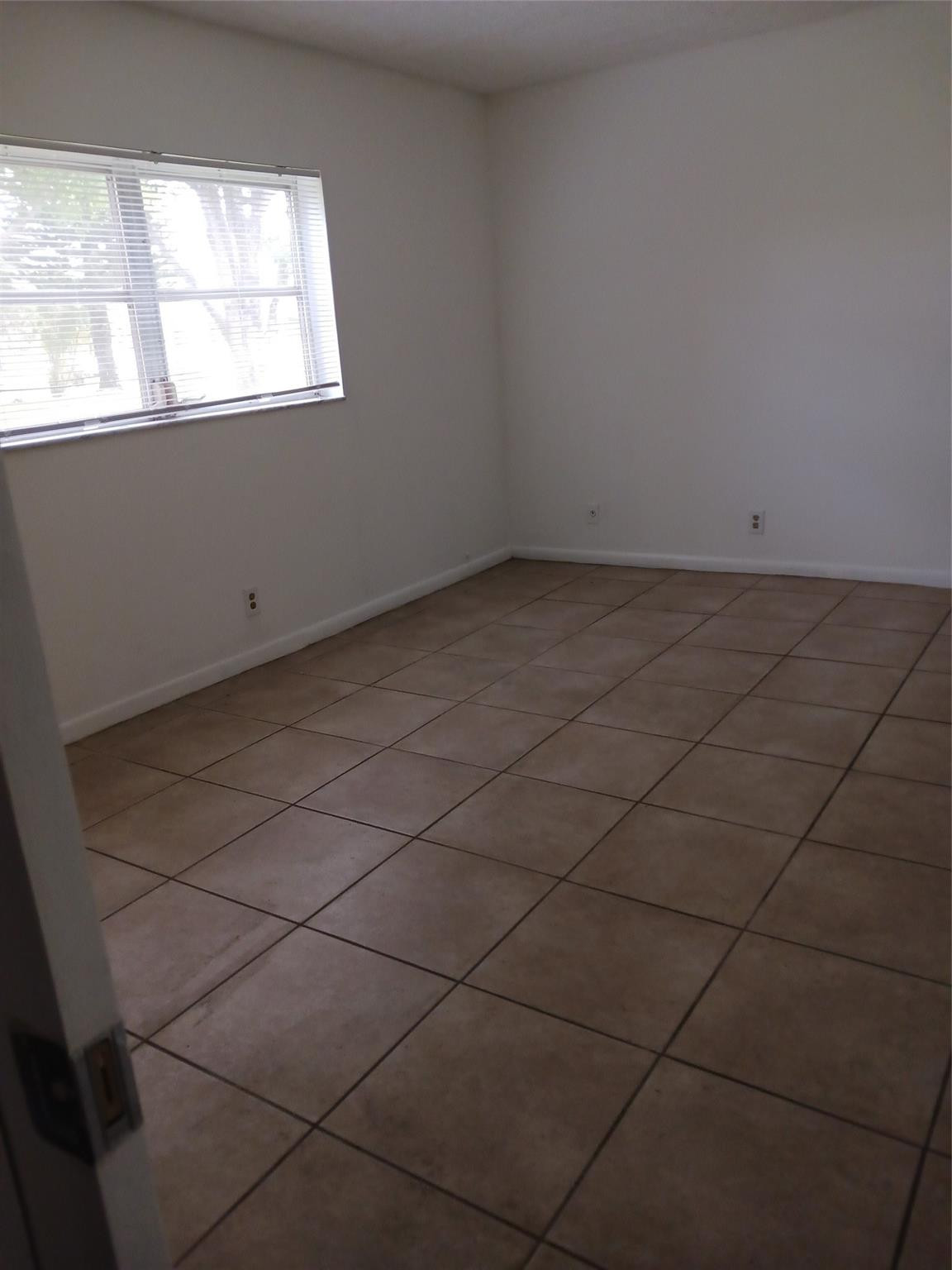7605 W Atlantic Boulevard 106 Property Photo 1