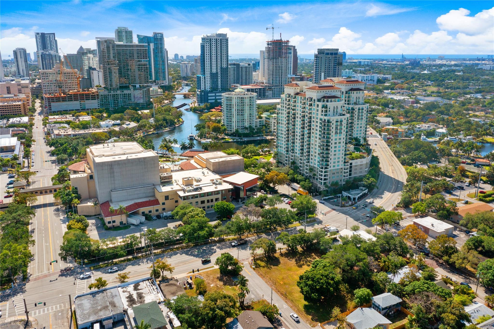 711 W Las Olas Property Photo 11