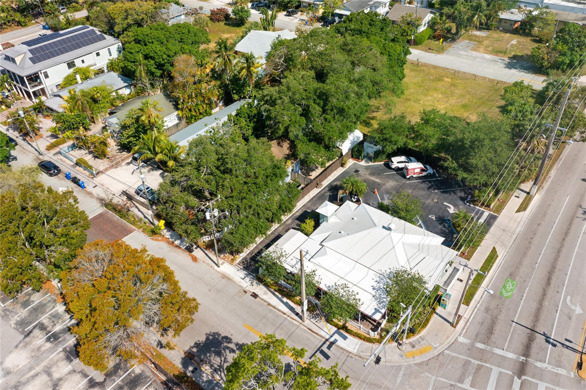 711 W Las Olas Property Photo 14