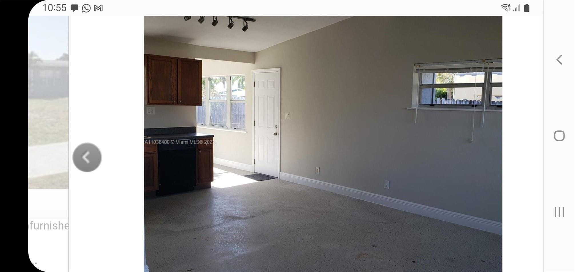 811 S Broadway Property Photo 33