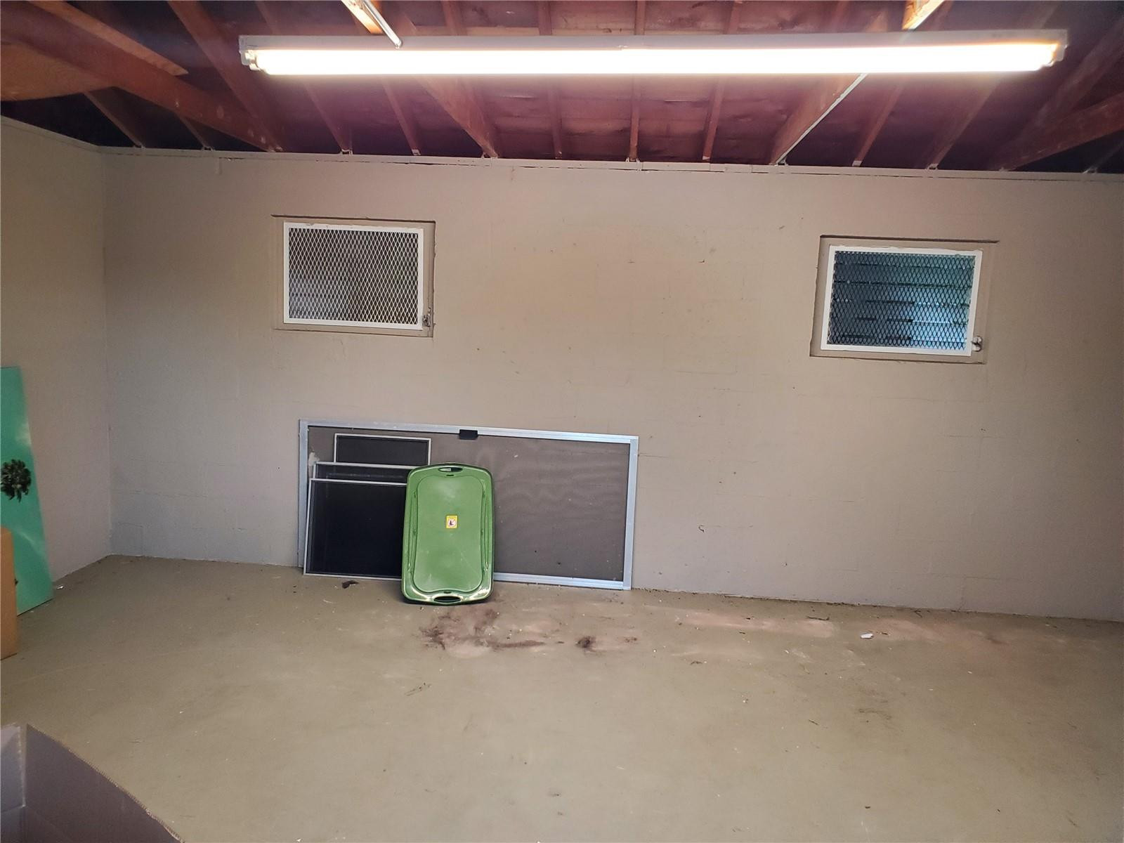 811 S Broadway Property Photo 37