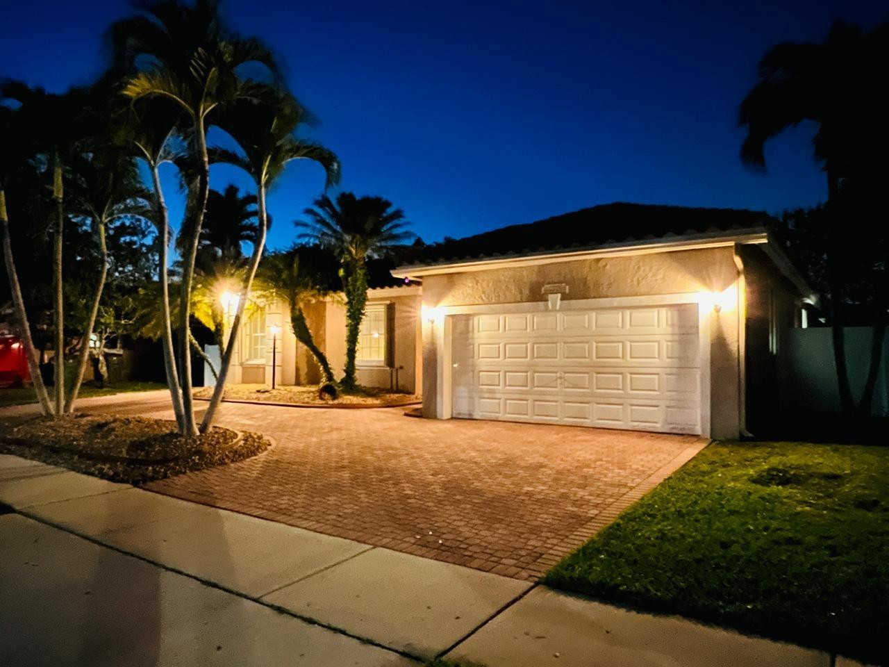 12725 NW 18th Court Property Photo 1