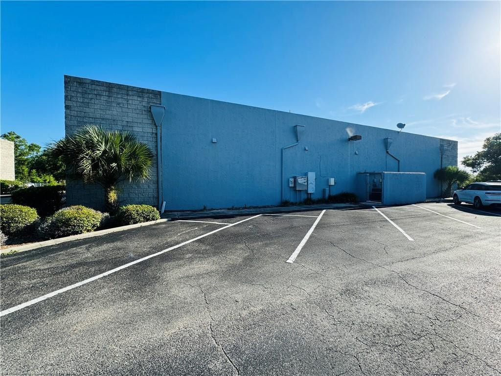 346 E Royal Palm Street Property Photo 25