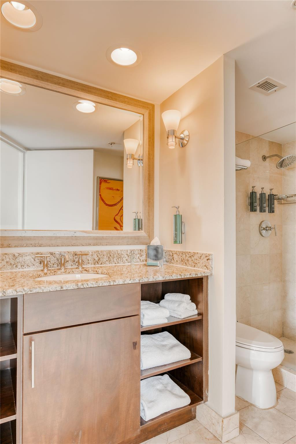 2670 E Sunrise Boulevard 826 Property Photo 13