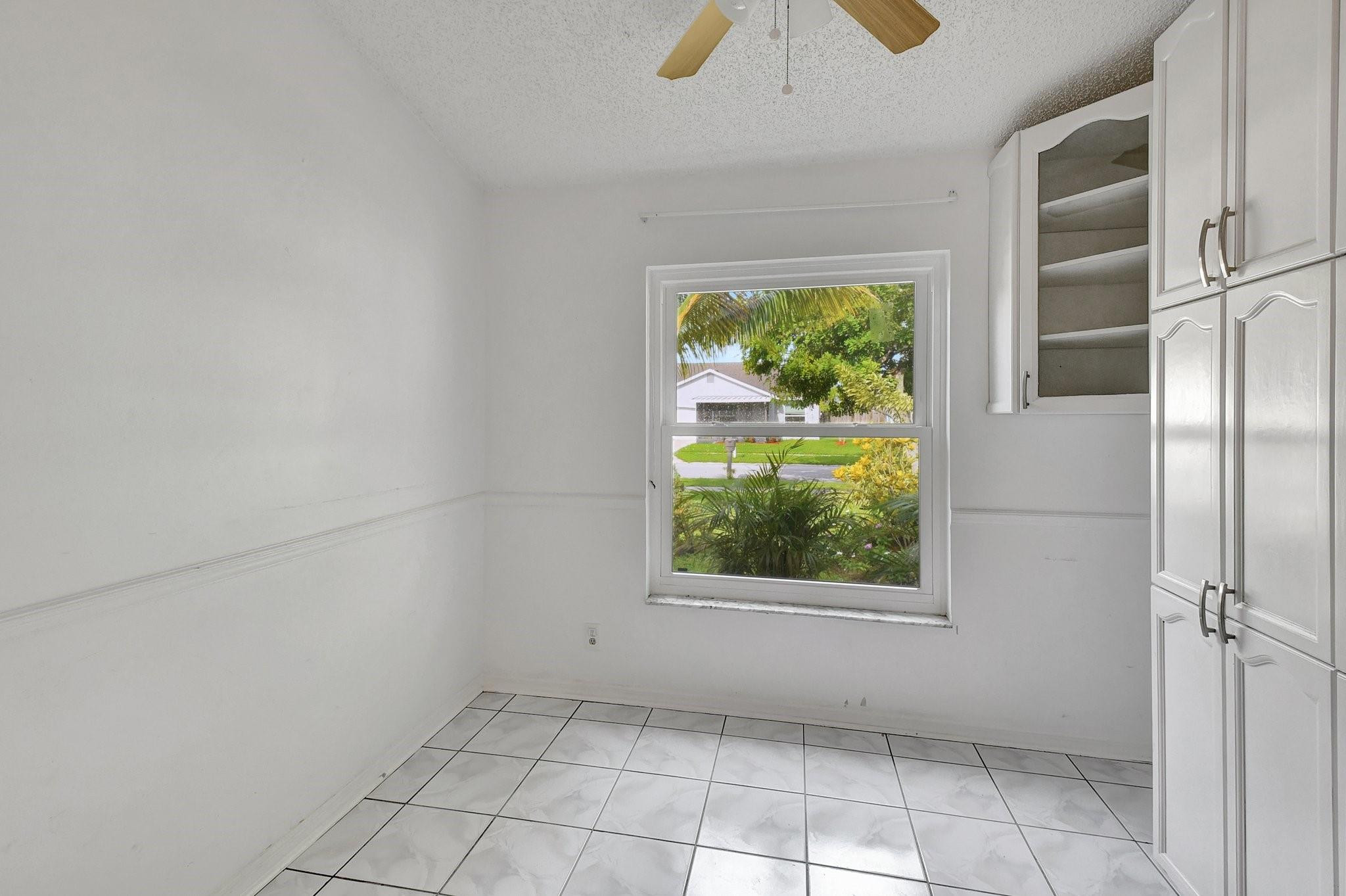 5105 Arbor Glen Circle Property Photo 6