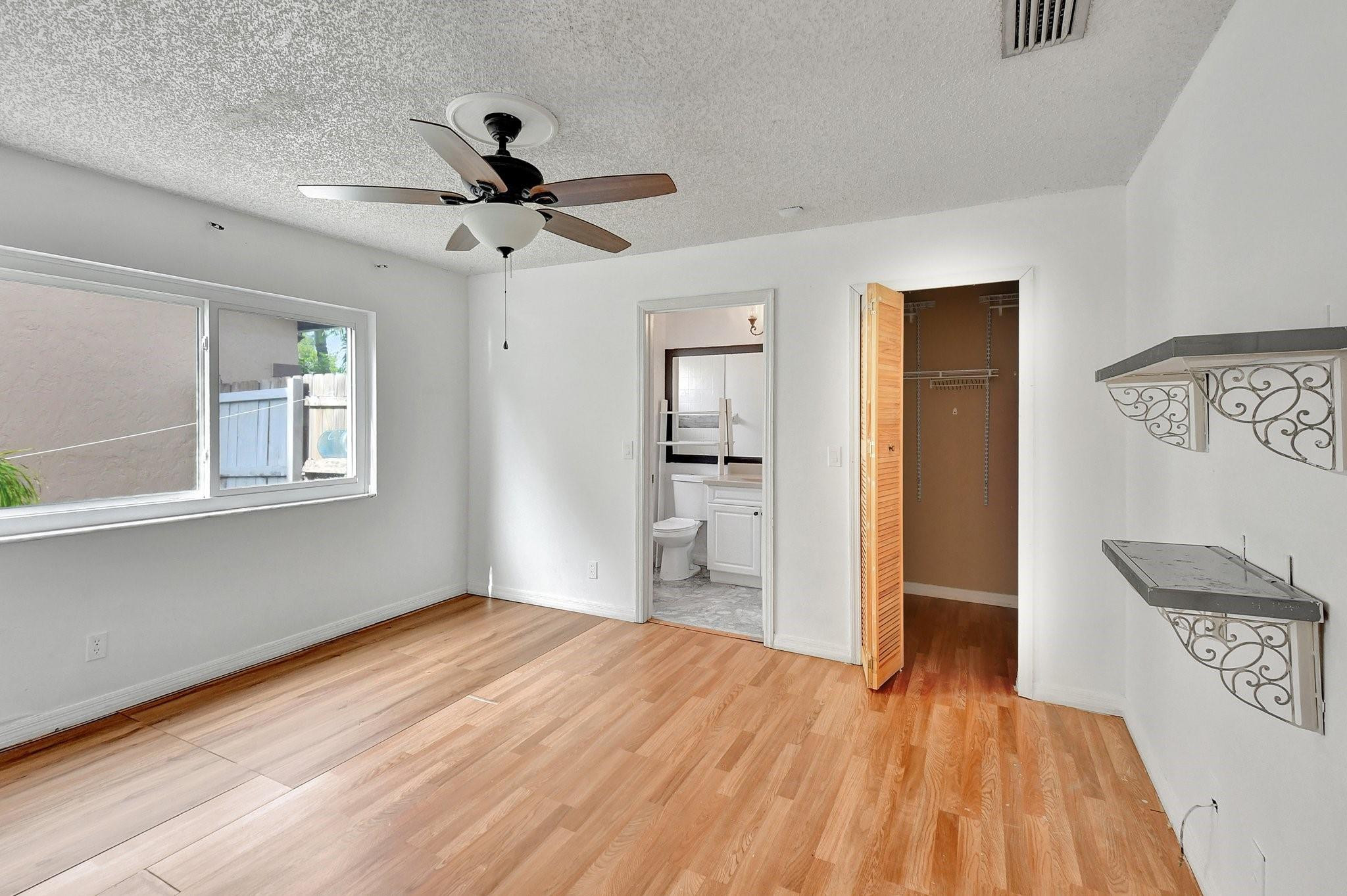 5105 Arbor Glen Circle Property Photo 11
