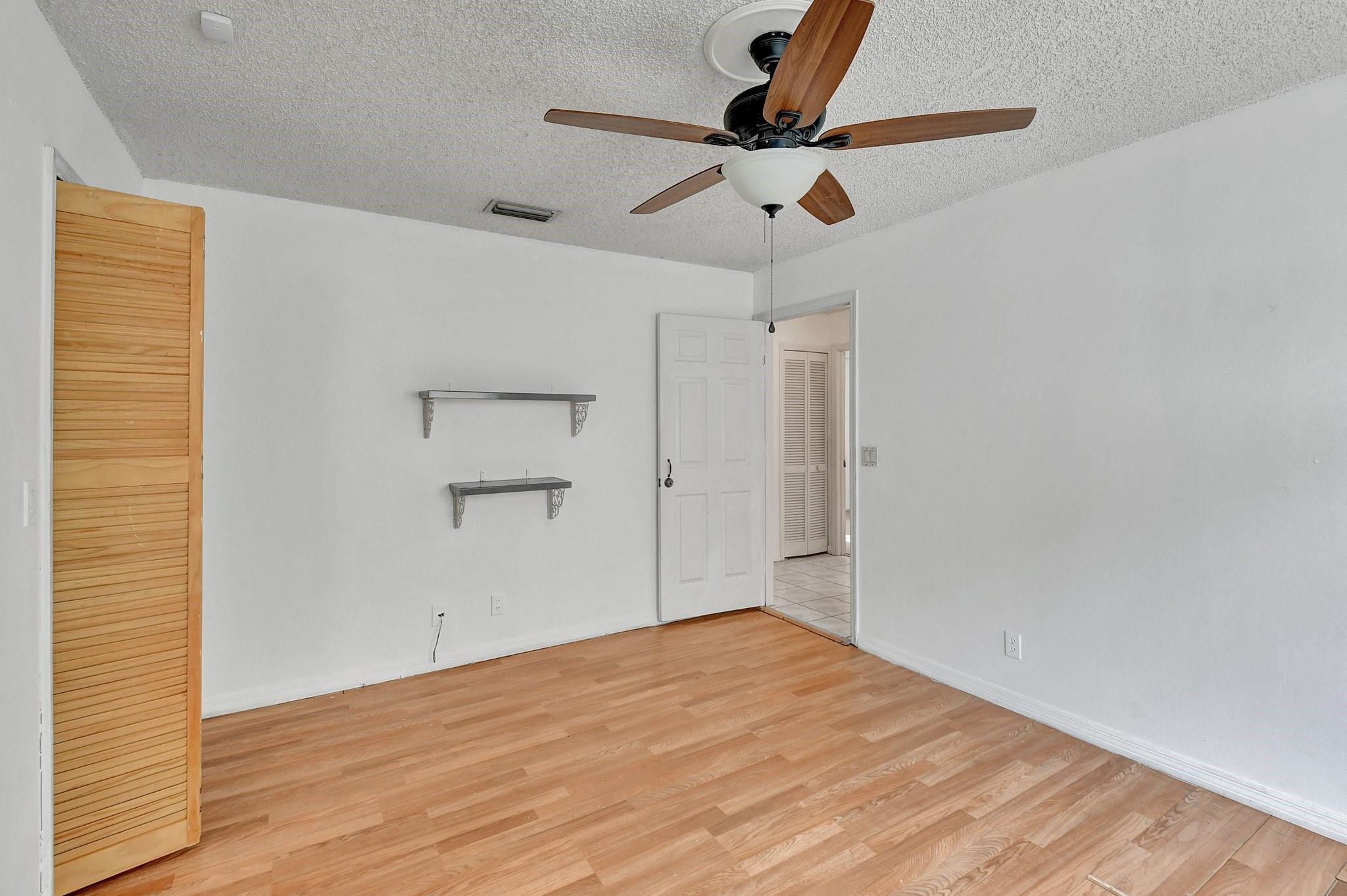 5105 Arbor Glen Circle Property Photo 12