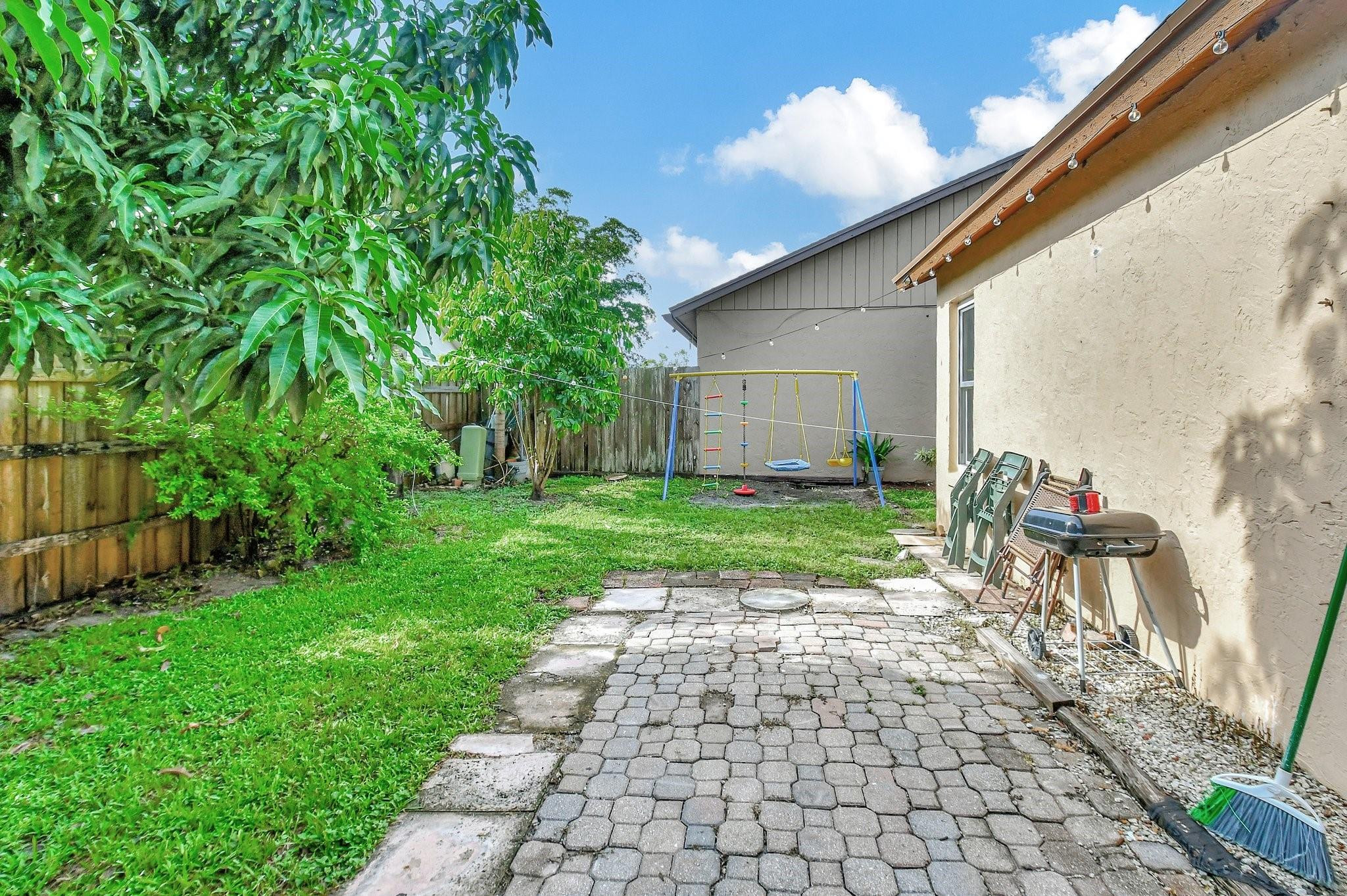 5105 Arbor Glen Circle Property Photo 21