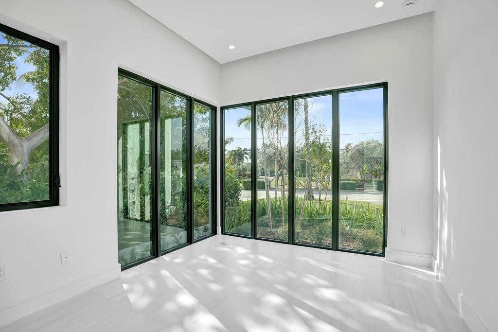 4524 Sea Grape Drive N Property Photo 30