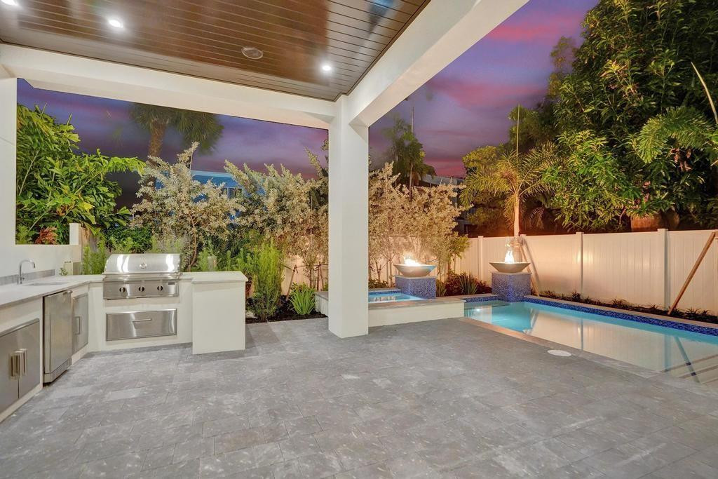 4524 Sea Grape Drive N Property Photo 47