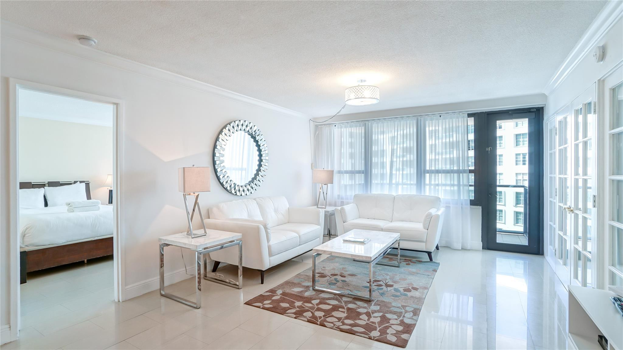 5225 Collins Avenue 1417 Property Photo 8