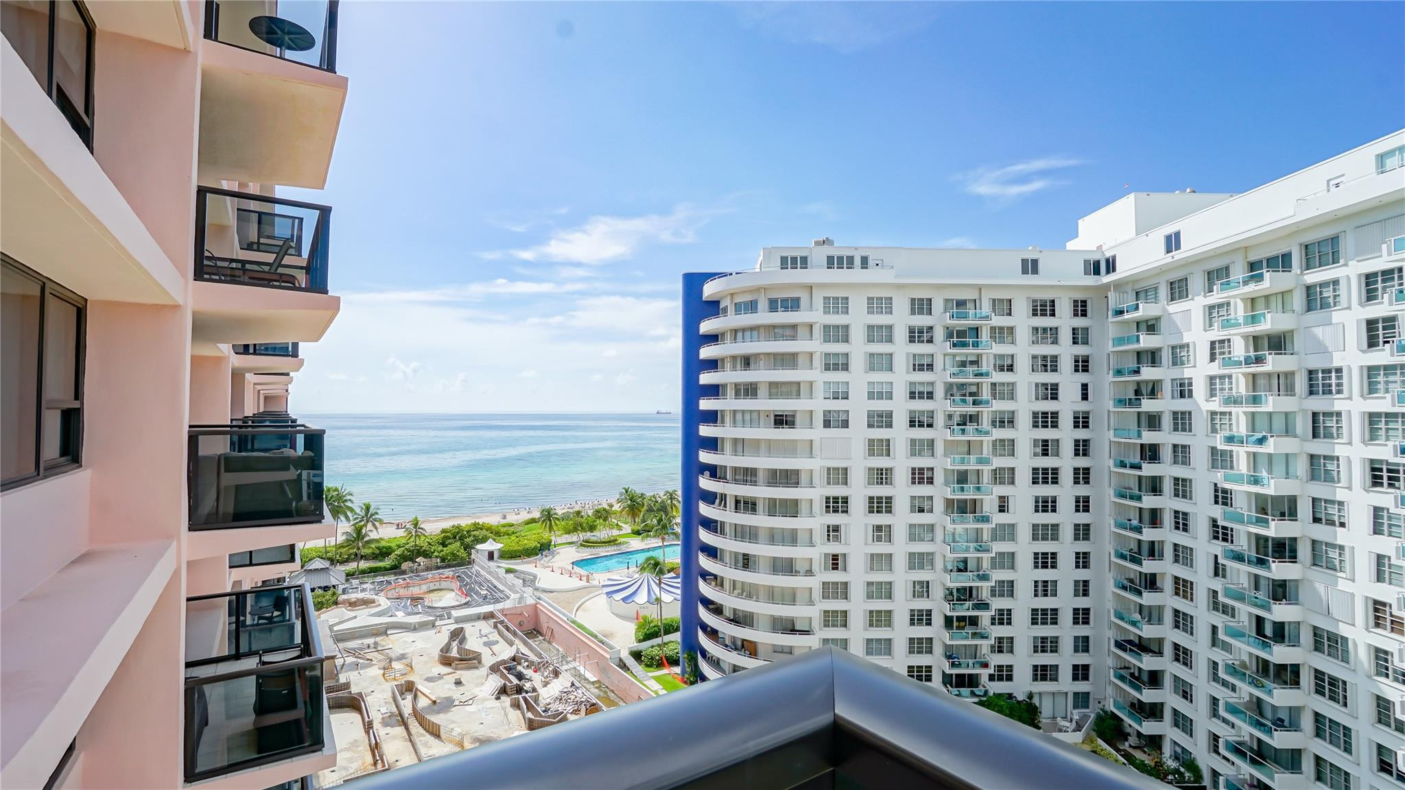 5225 Collins Avenue 1417 Property Photo 15