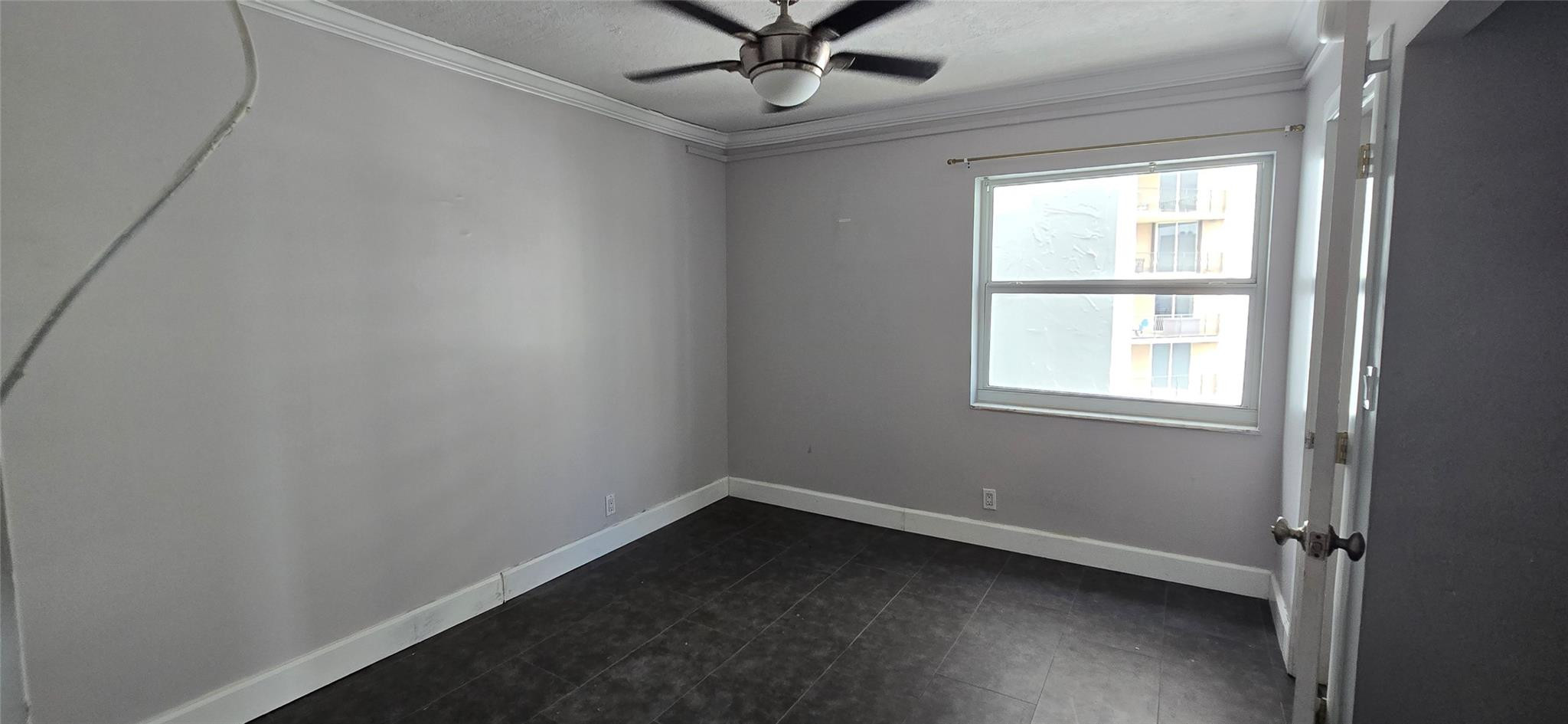 200 S Birch Road 121 Property Photo 7