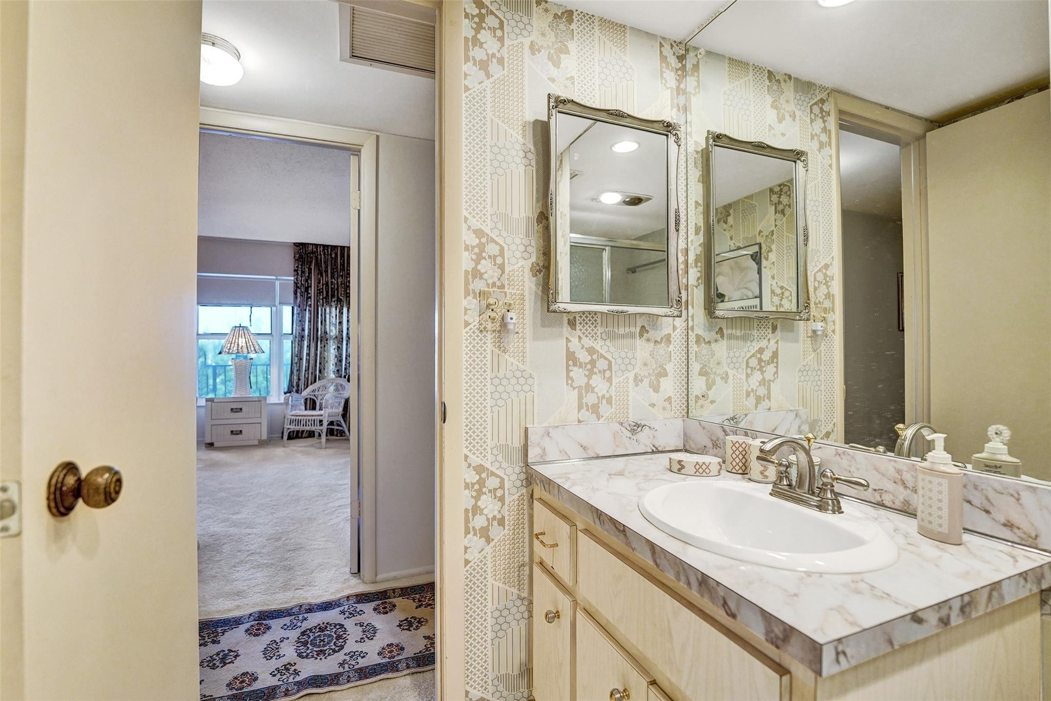 405 N Ocean Boulevard 623 Property Photo 30