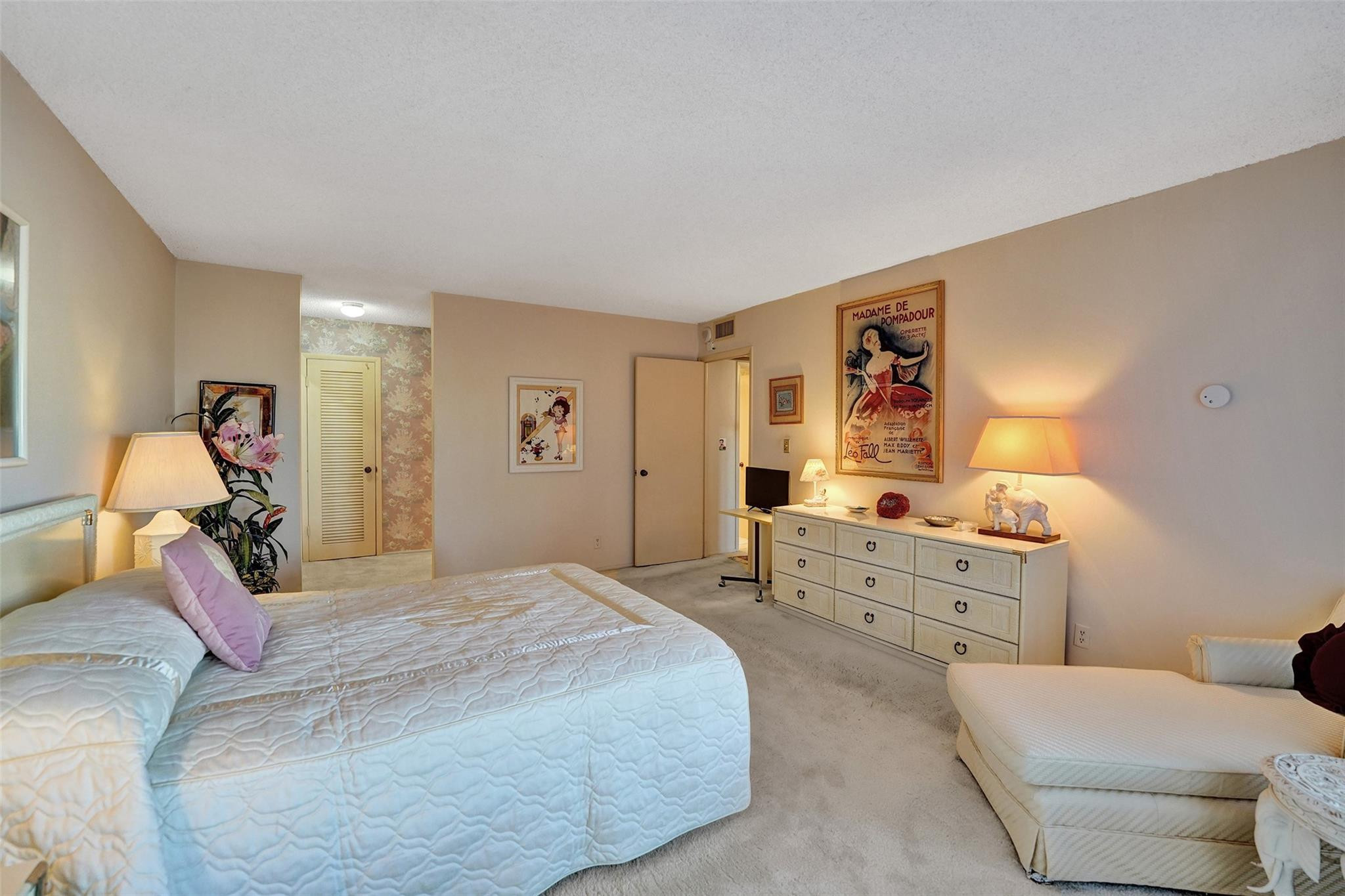405 N Ocean Boulevard 623 Property Photo 36