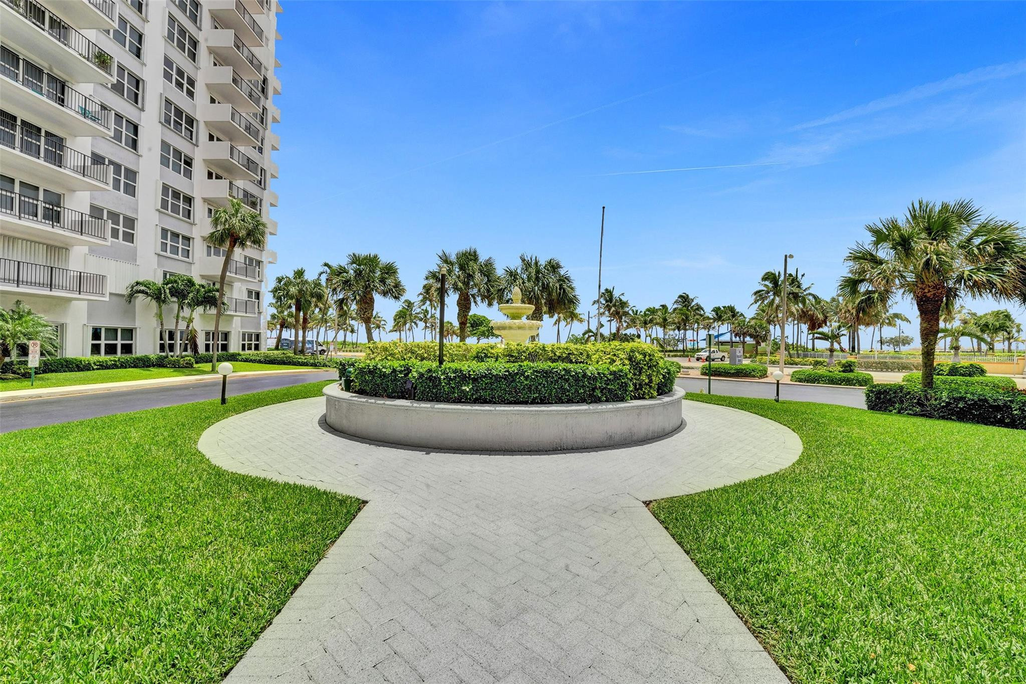 405 N Ocean Boulevard 623 Property Photo 89