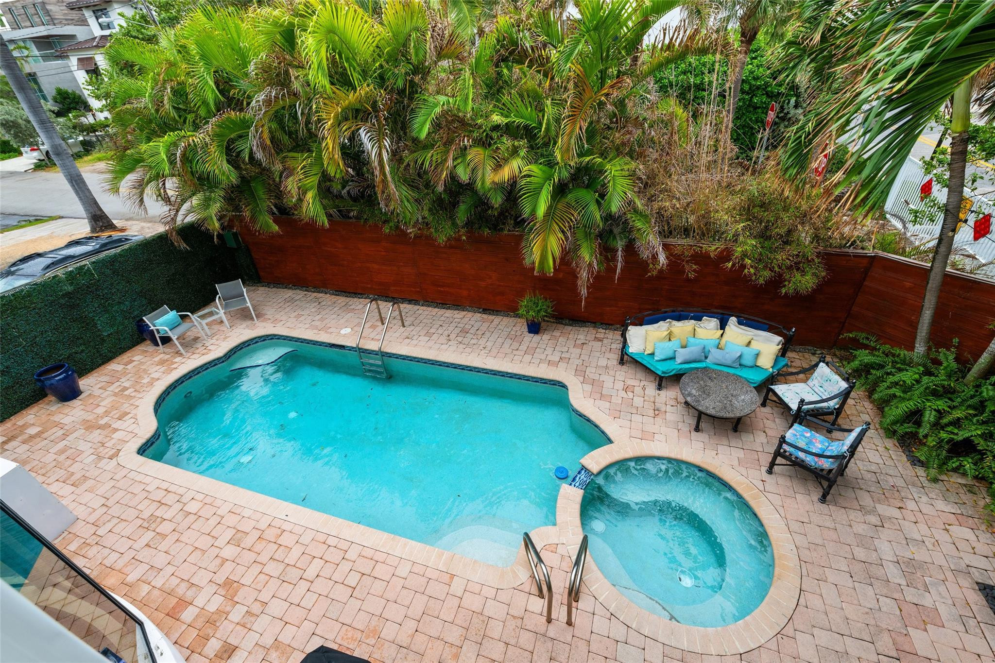 2301 N Atlantic Boulevard Property Photo 11
