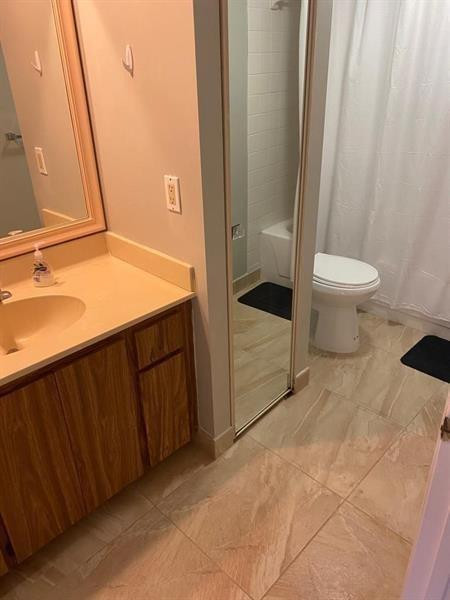 1204 12th Way Property Photo 8