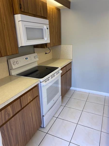 1204 12th Way Property Photo 11