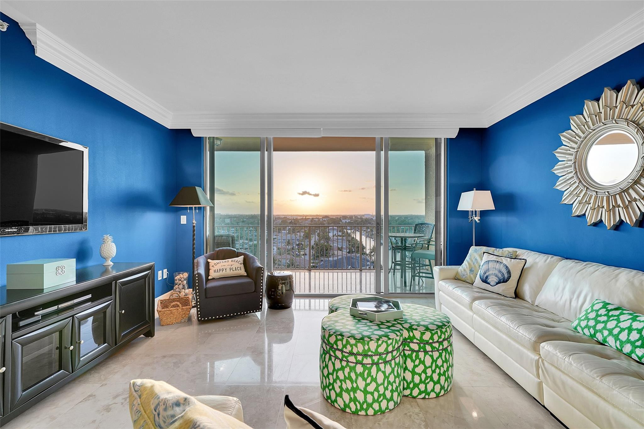 821 N Riverside Drive Ph2 Property Photo 1