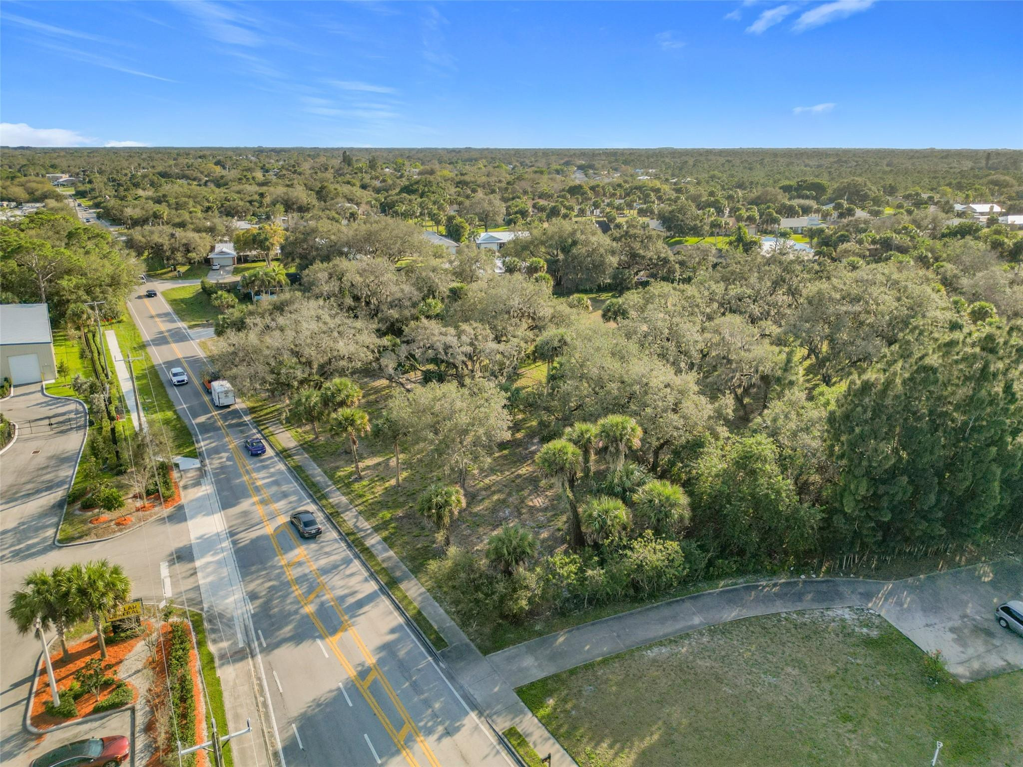 995 Old Dixie Highway Property Photo 3