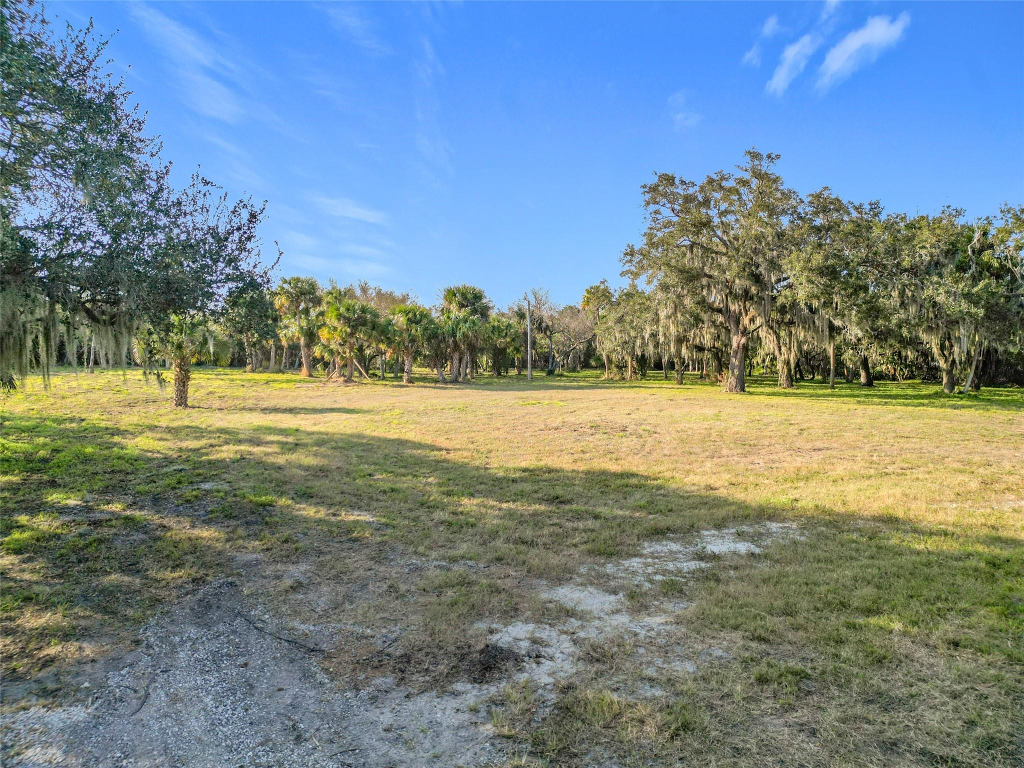 995 Old Dixie Highway Property Photo 8