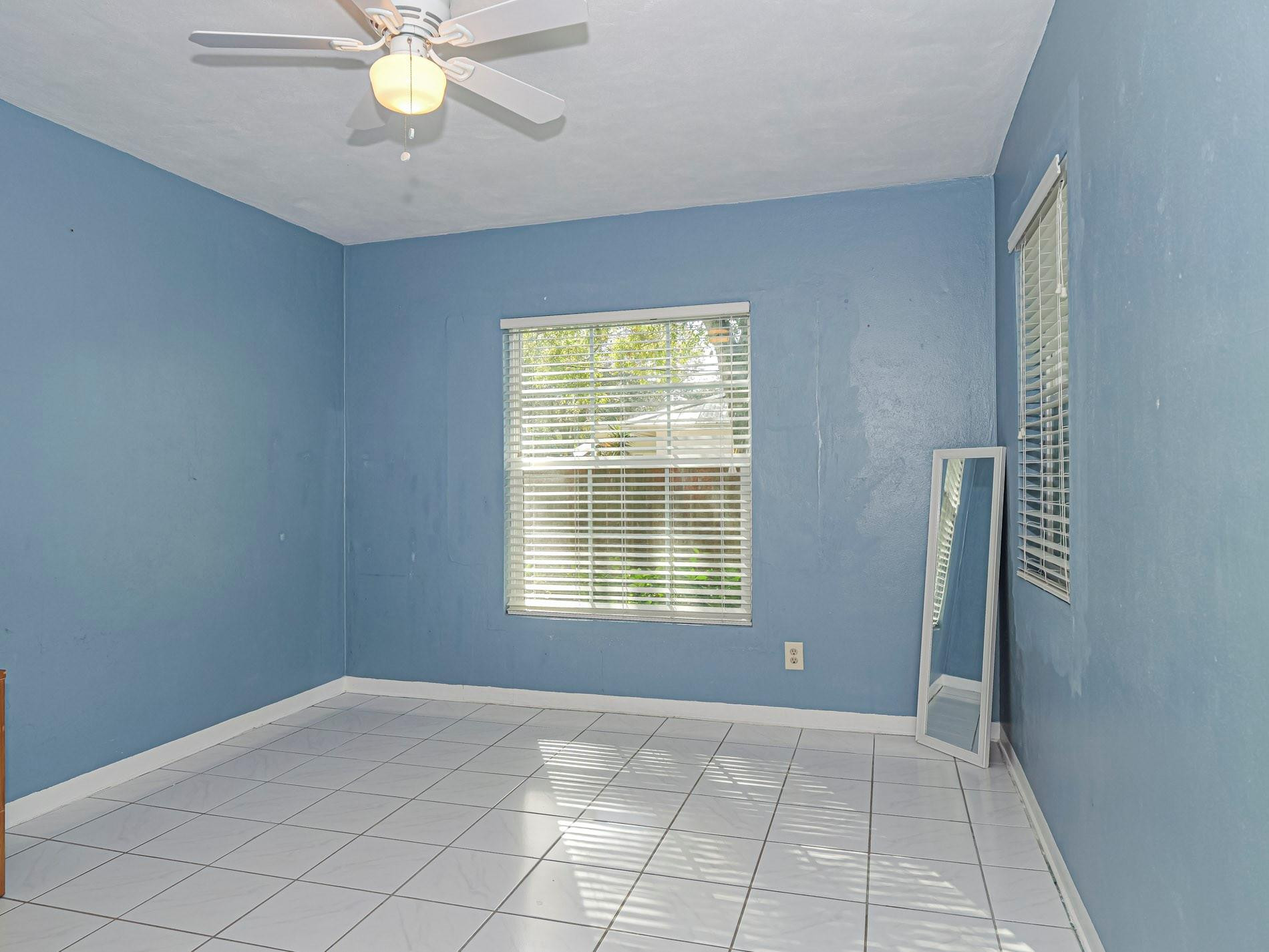 2180 Seville Avenue Property Photo 28