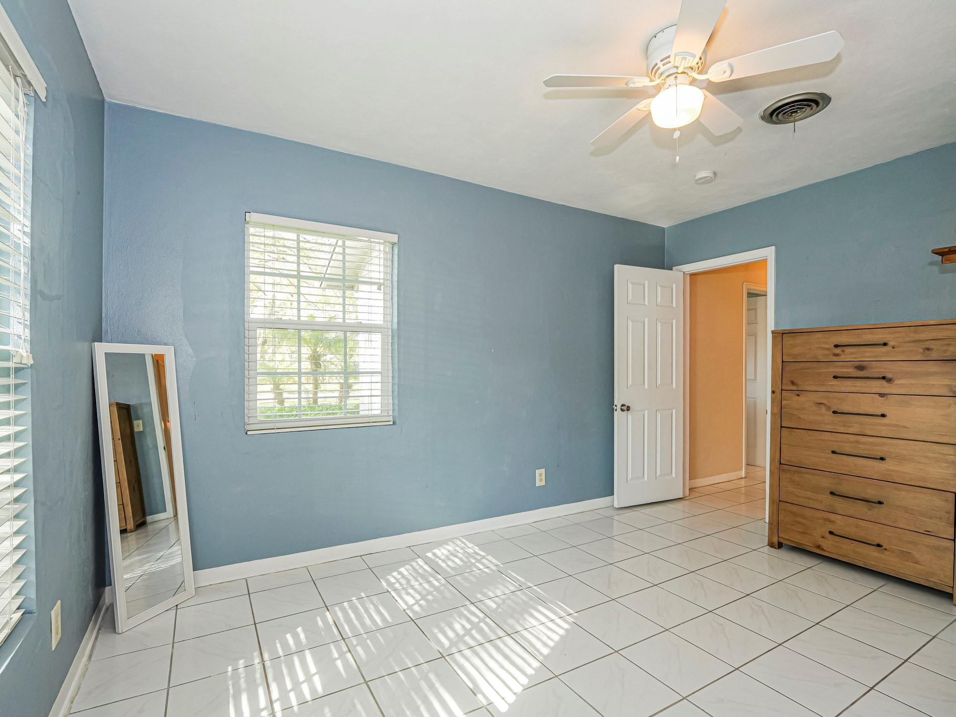2180 Seville Avenue Property Photo 30