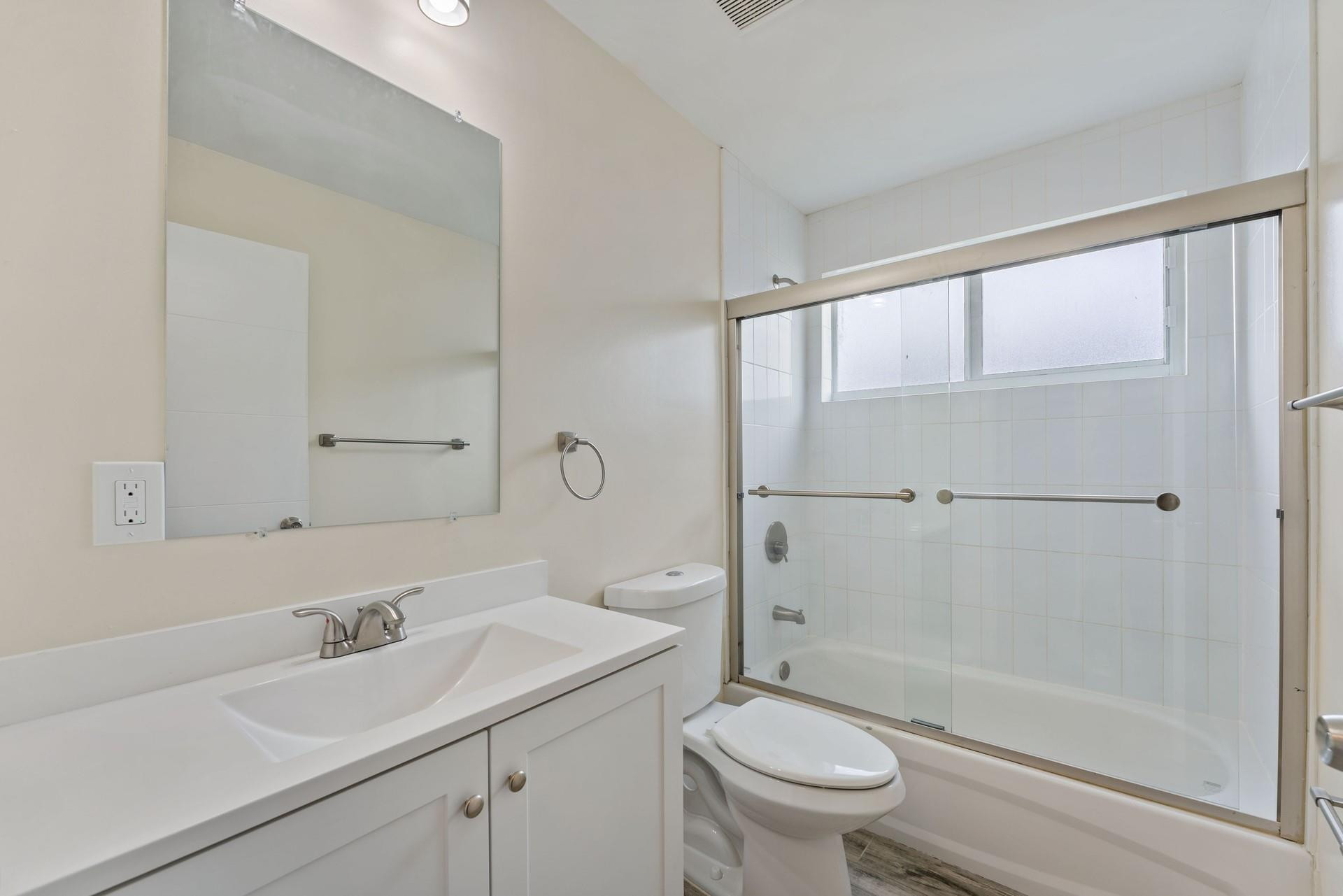 4620 Ne 18 Avenue Property Photo 16