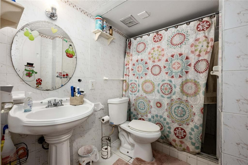 1110 S 29th Avenue Property Photo 13