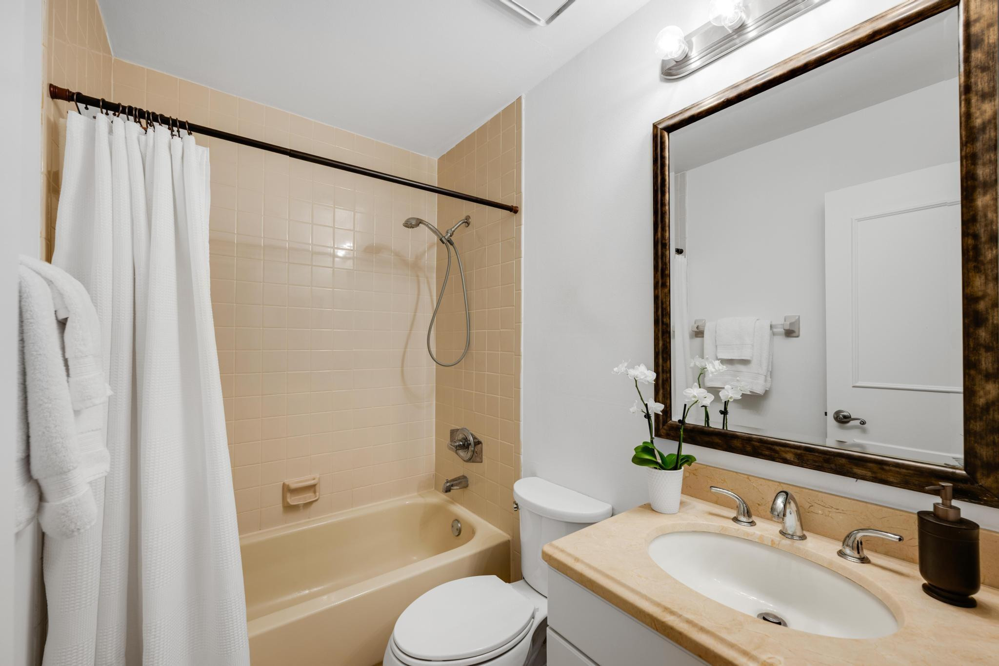 547 Ne 7th Avenue 3a Property Photo 23