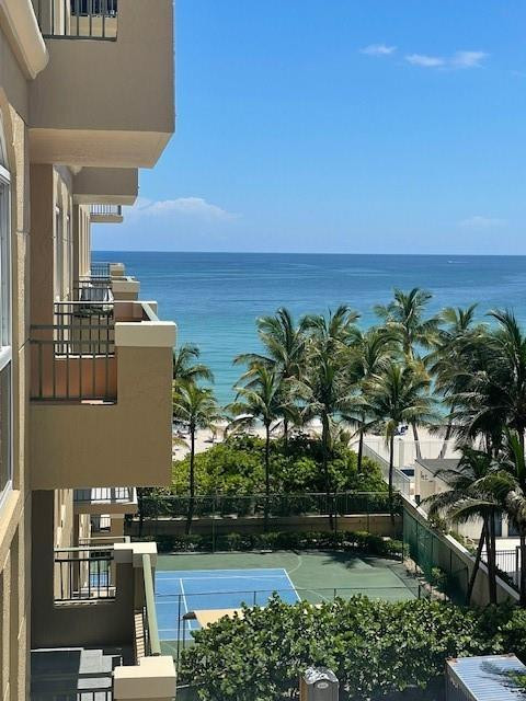 2080 S Ocean Drive 505 Property Photo 2