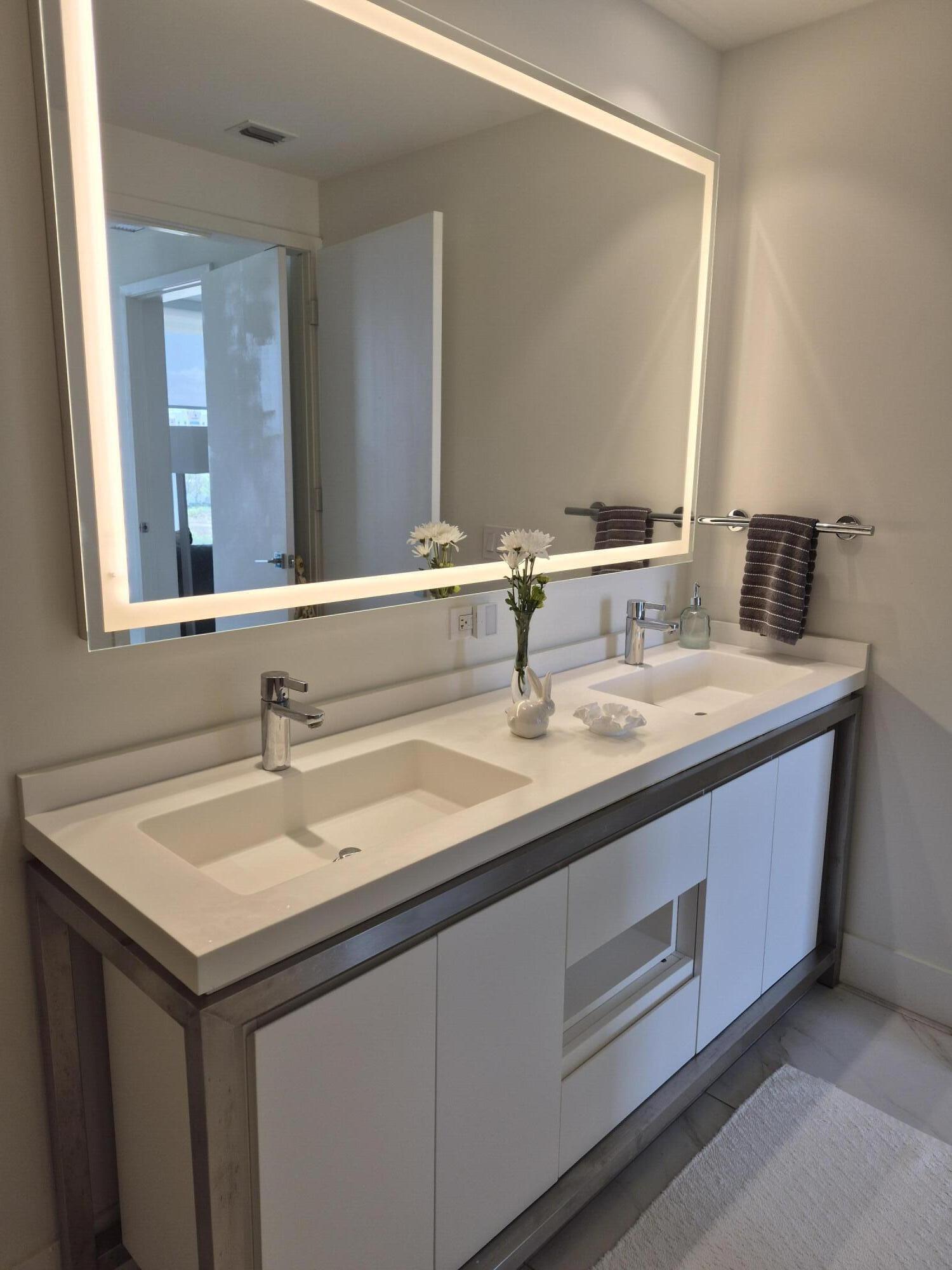 2000 Metropica Way #507 Property Photo 11
