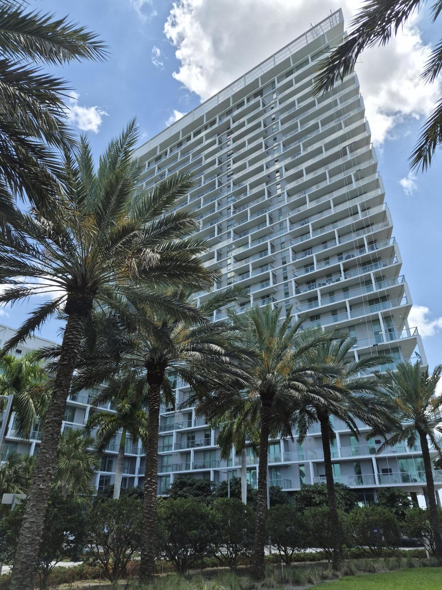 2000 Metropica Way #507 Property Photo 24
