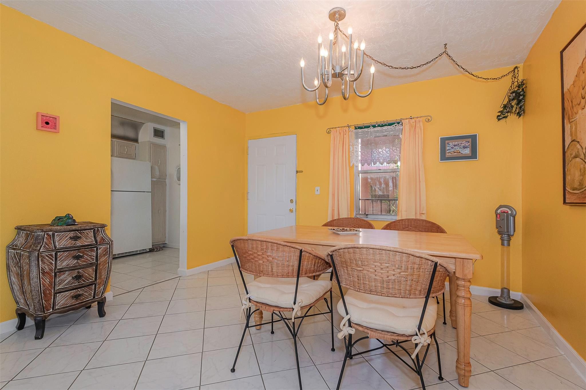 2861 Somerset Drive 317 Property Photo 23