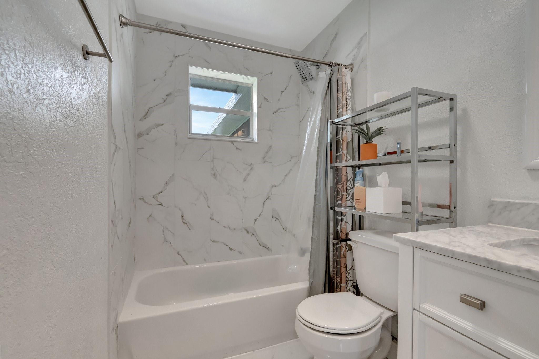 710 Se 3rd Avenue Property Photo 17