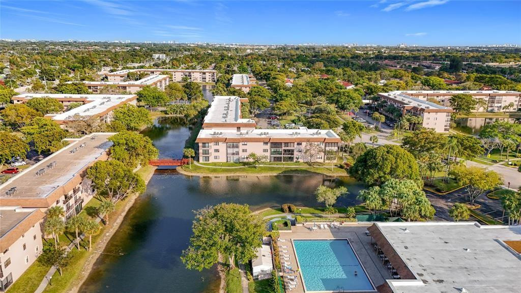 6095 N Sabal Palm Boulevard 212 Property Photo 16