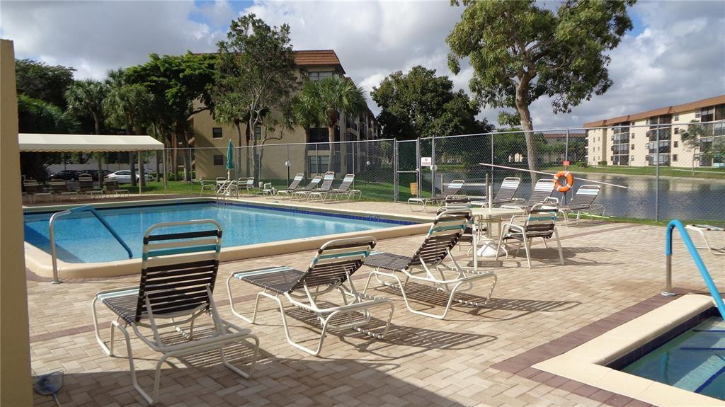6095 N Sabal Palm Boulevard 212 Property Photo 23