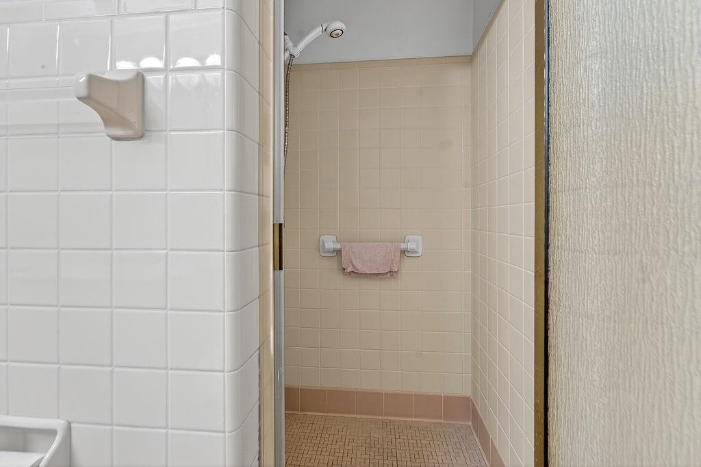 5240 20th Street Property Photo 17
