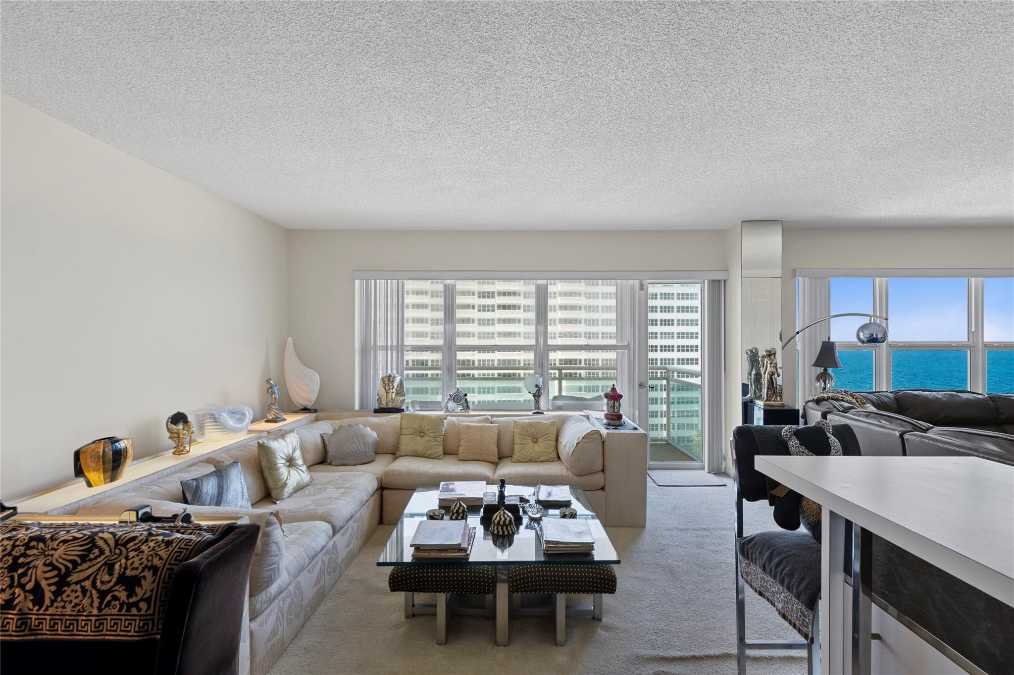 3900 Galt Ocean Drive 816 Property Photo 7