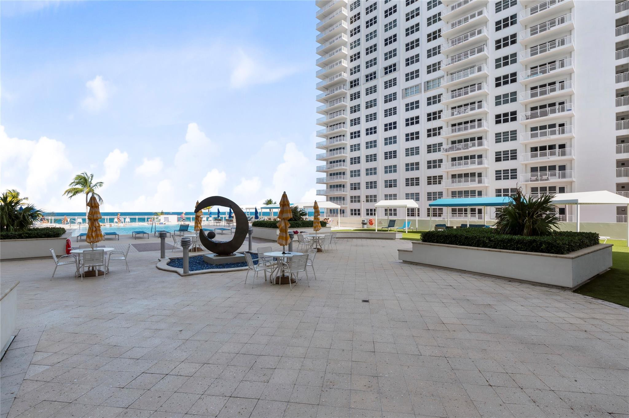 3900 Galt Ocean Drive 816 Property Photo 34