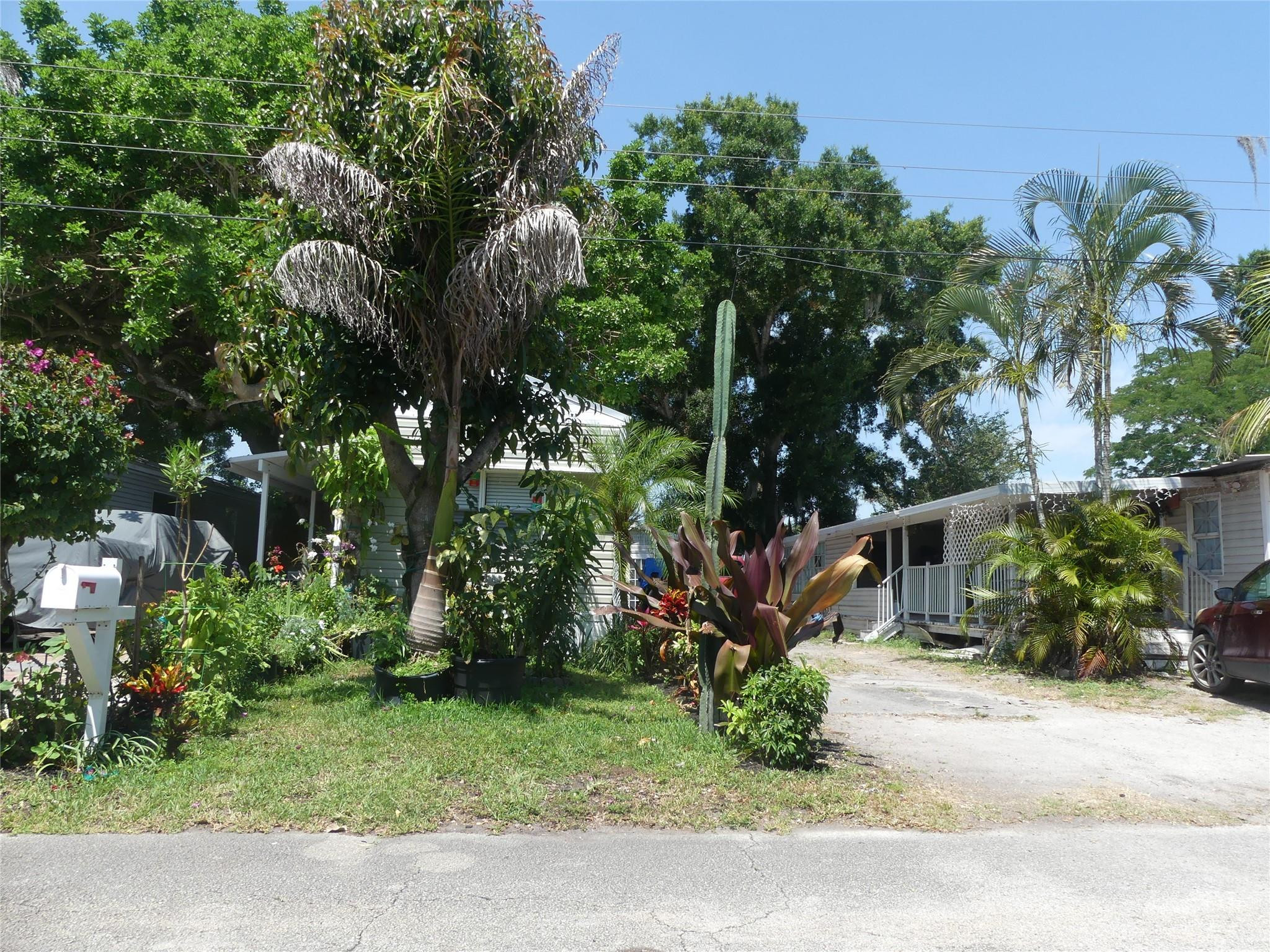 8791 Highway 78 Property Photo 11