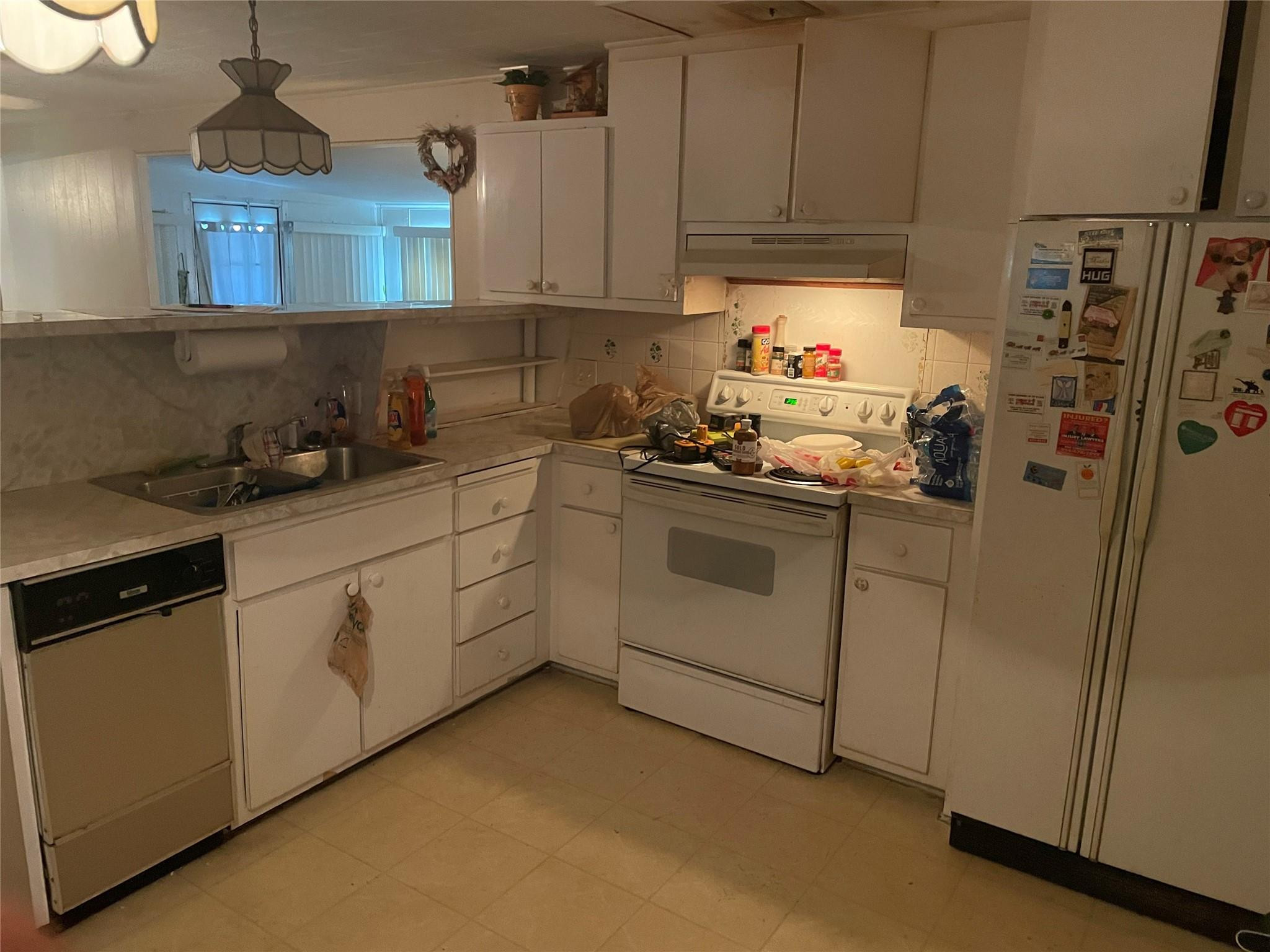 8581 Sw 20th Place Property Photo 3
