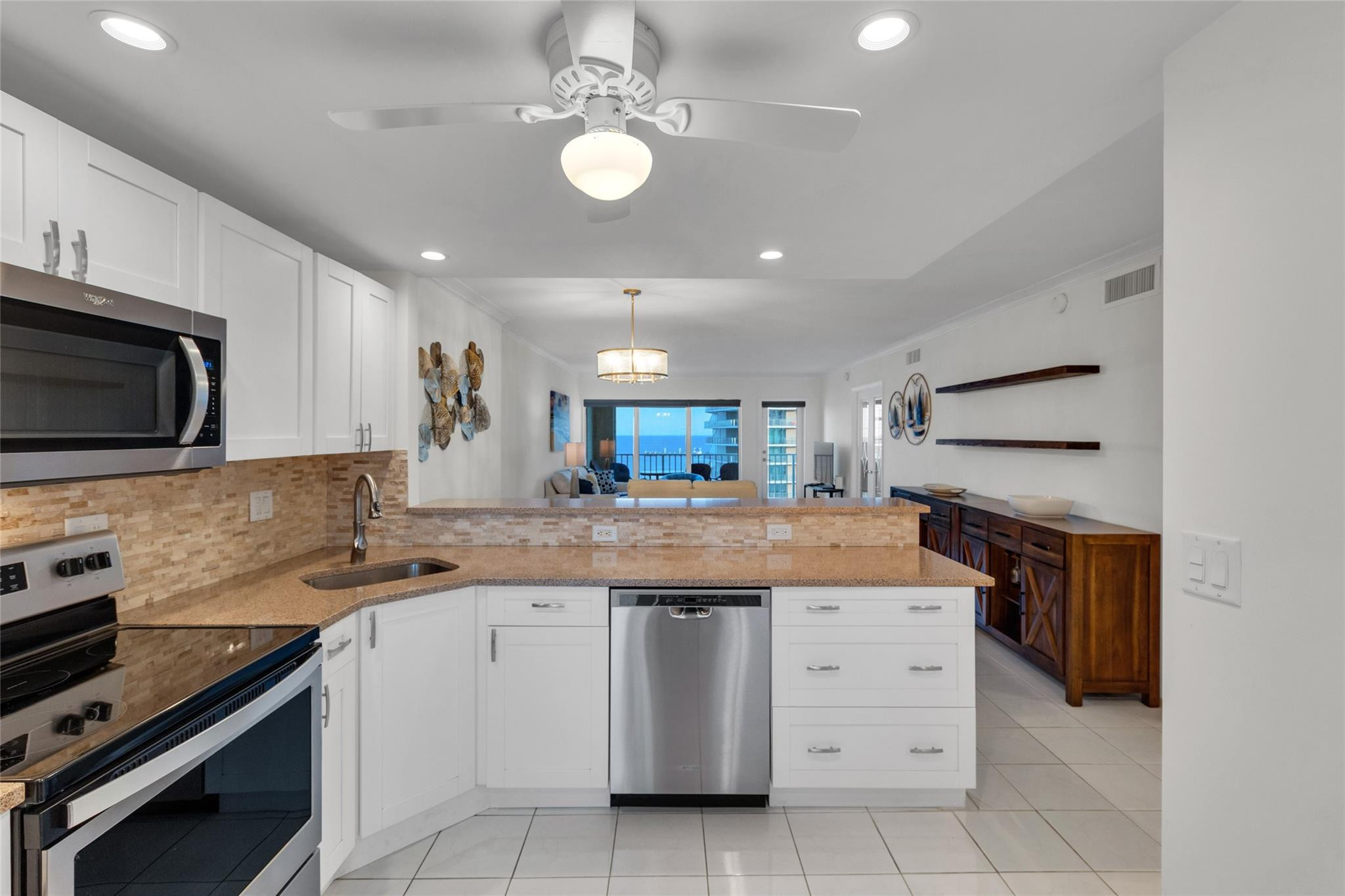 750 N Ocean Boulevard 1503 Property Photo 30