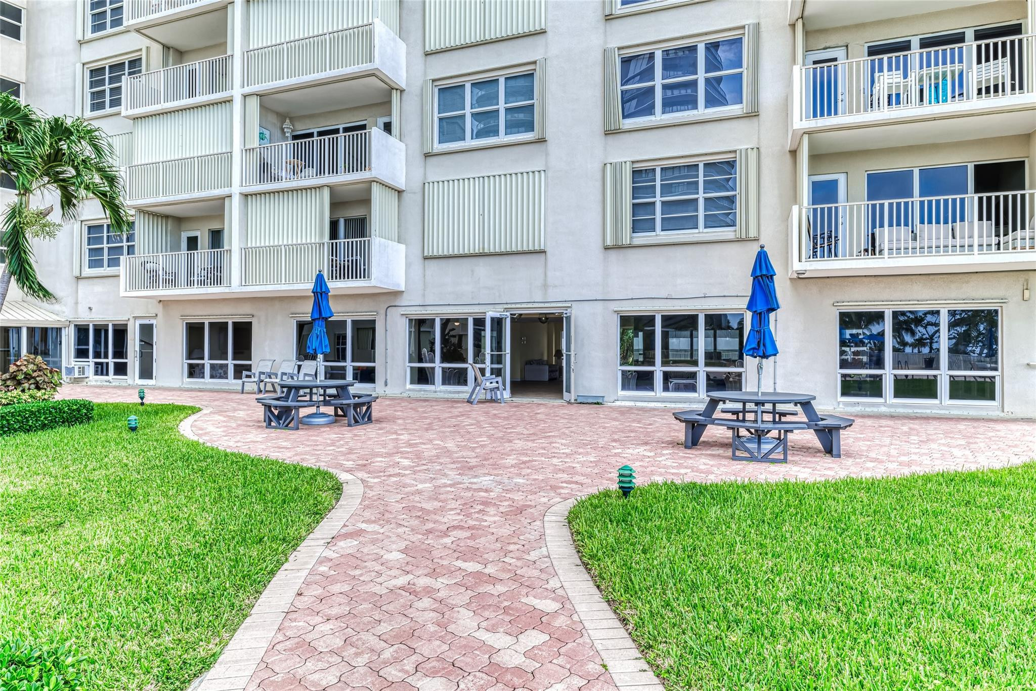 750 N Ocean Boulevard 1503 Property Photo 34
