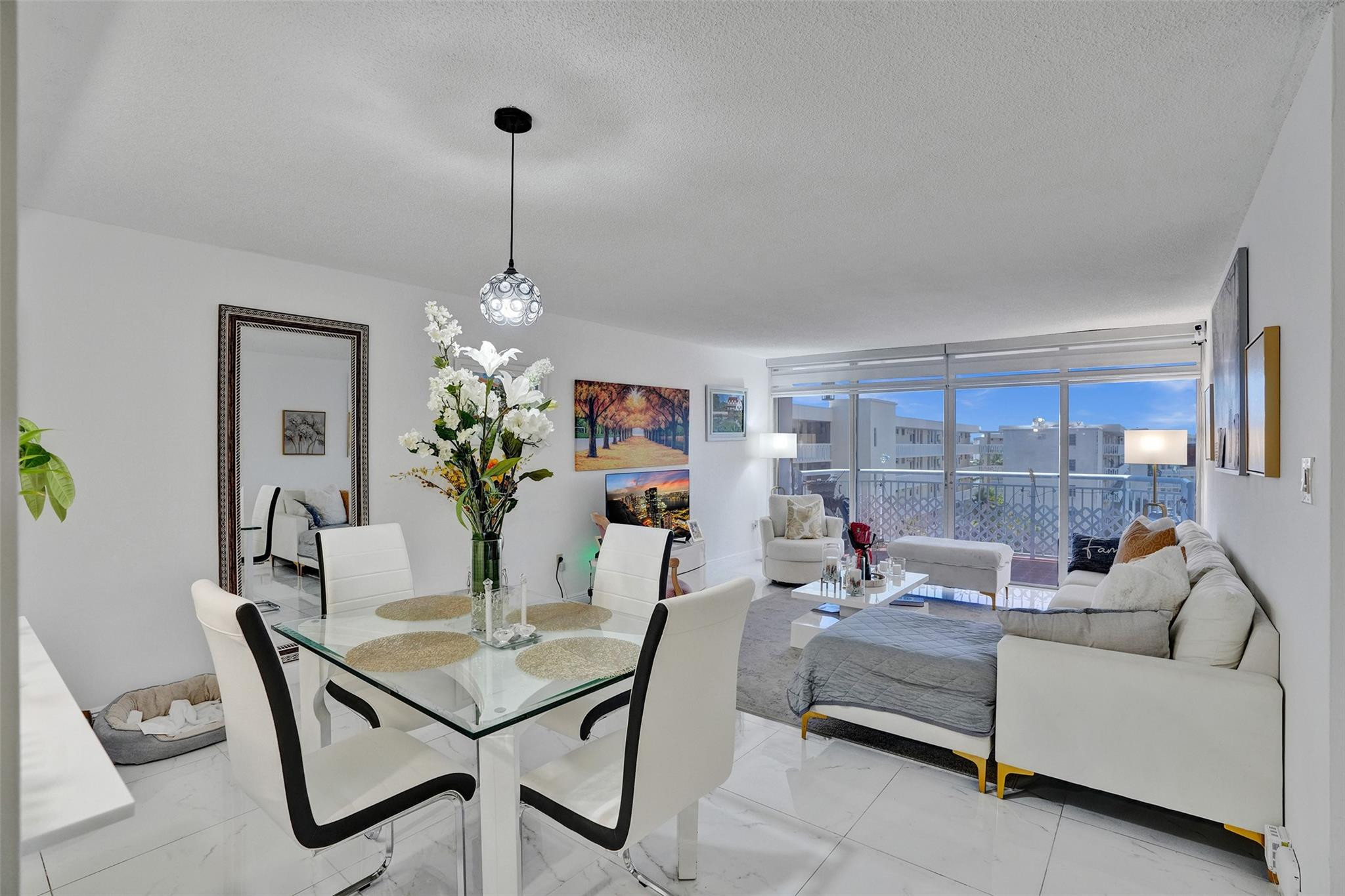 18041 Biscayne Boulevard 503 Property Photo 1